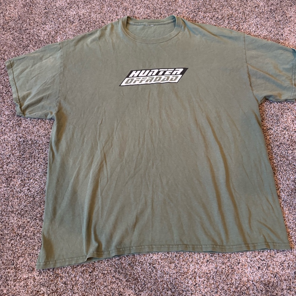 Green Men's T-Shirt hunter off-road no size tag guess 2XL or 3XL Preloved olive